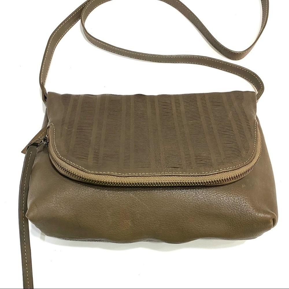 Baske California Taupe Brown Leather Foldover Crossbody Bag Made in USA Size Med